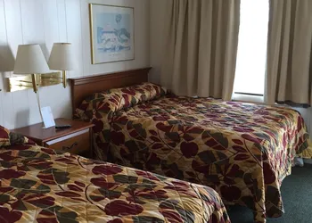 Fish Tales Boardwalk Inn hotel thumbnail 8