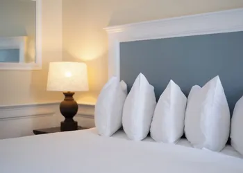 Inn at 7 Central hotel thumbnail 6