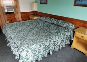 Bass River Motel hotel thumbnail 7