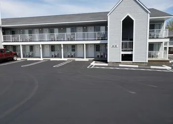 Aurora Borealis Motel hotel thumbnail 8