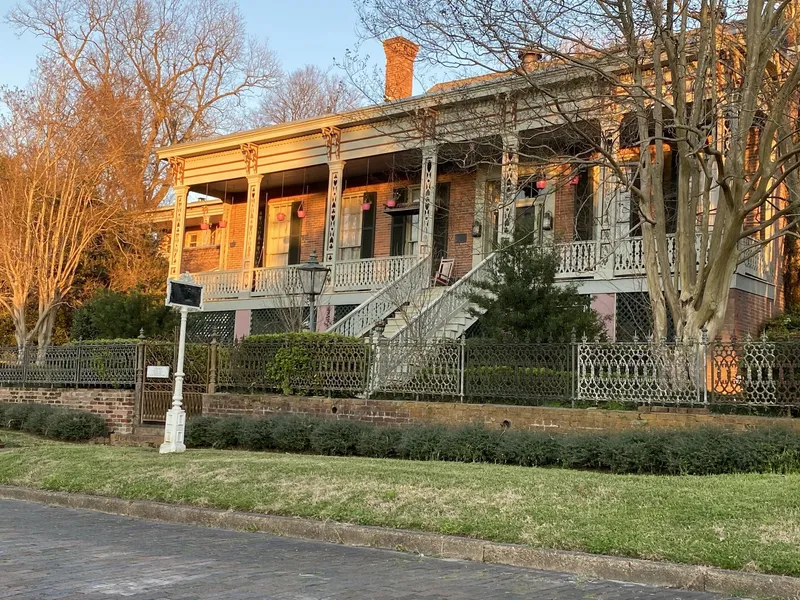 Corners Mansion Inn - A Bed & Breakfast hotel detail image 6