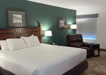 Boothill Inn And Suites hotel thumbnail 8