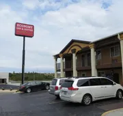 Economy Inn & Suites Joplin hotel detail image 7