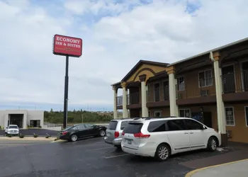 Economy Inn & Suites Joplin hotel thumbnail 7