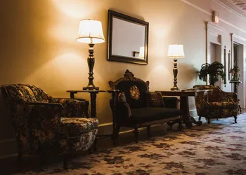 The Mansion at Elfindale hotel thumbnail 5