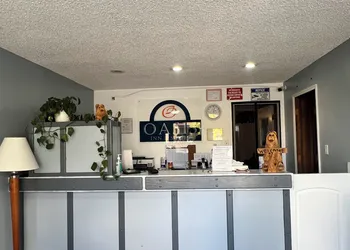 Oasis Inn & Suites hotel thumbnail 8