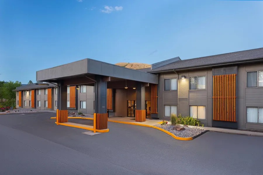 Days Inn and Suites by Wyndham Downtown Missoula-University hotel detail image 2