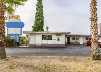 OYO Gateway Motel Las Vegas North Strip/Fremont St. Area hotel thumbnail 3