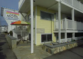 Breakers by the Sea hotel thumbnail 6