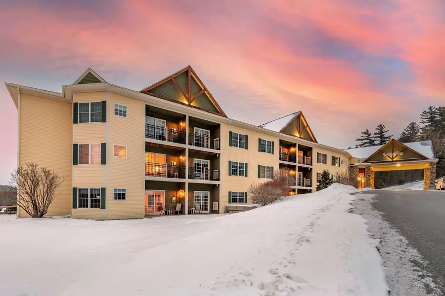 Mountain Edge Suites at Sunapee, an Ascend Collection Hotel hotel detail image 2