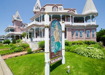 Angel of the Sea hotel thumbnail 2