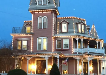 Angel of the Sea hotel thumbnail 4