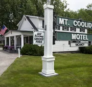 Mount Coolidge Motel hotel detail image 3