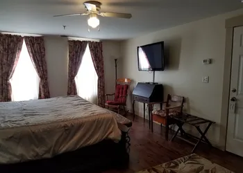 Tilton Inn hotel thumbnail 7