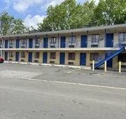 Budget Inn - Elizabeth, NJ hotel detail image 3