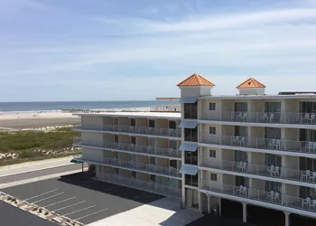 Aqua Beach Hotel hotel thumbnail 2