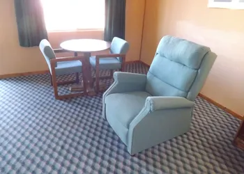 Tristar Inn Xpress hotel thumbnail 8