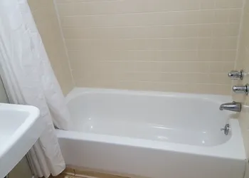 Colonial West Motel hotel thumbnail 8