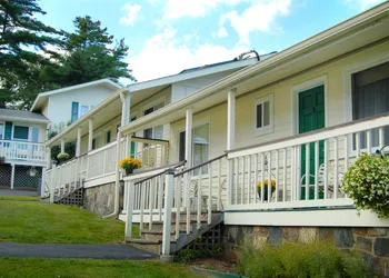 Inn on the Hill hotel thumbnail 2