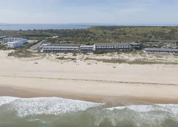 Sea Crest Resort hotel thumbnail 2