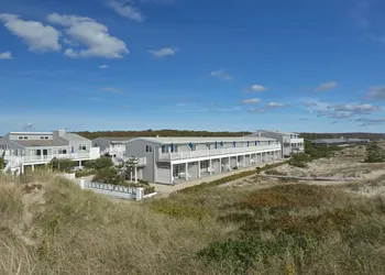 Sea Crest Resort hotel thumbnail 3