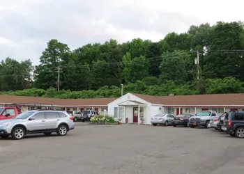Cortland Motel hotel thumbnail 3