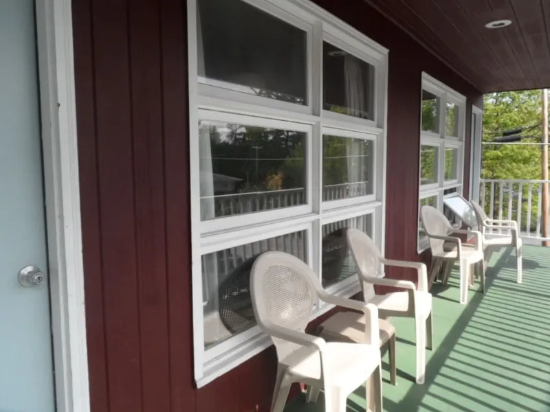 Pinebrook Motel hotel detail image 6