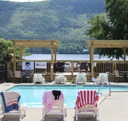 Sundowner on Lake George hotel detail image 3