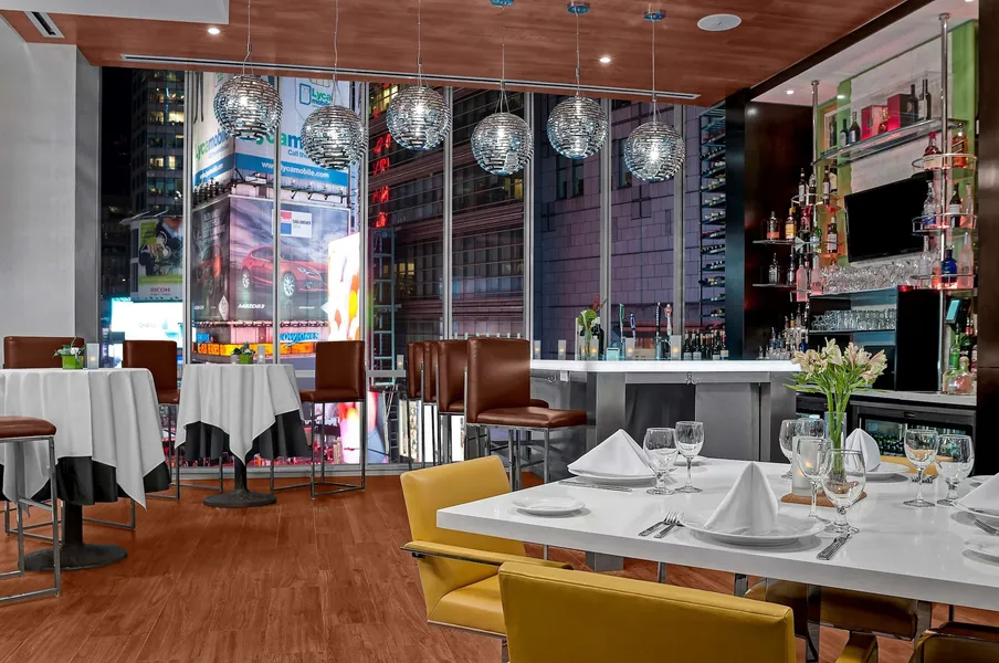 Hilton Garden Inn New York/Times Square Central hotel detail image 6