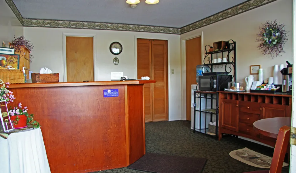 Potsdam Inn hotel detail image 6