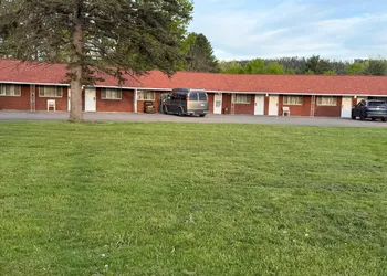 Sunrise Motel hotel thumbnail 7