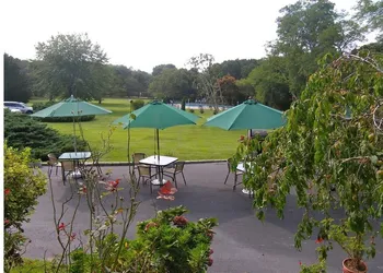 Hamlet Inn hotel thumbnail 3