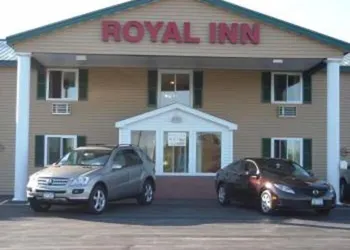 Royal Inn Motel hotel thumbnail 3