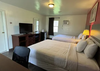 Holiday Motel Westfield hotel thumbnail 7