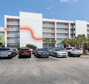 Golden Sands Carolina Beach Oceanfront, Tapestry by Hilton hotel detail image 3