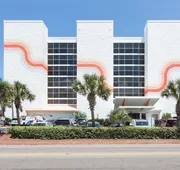 Golden Sands Carolina Beach Oceanfront, Tapestry by Hilton hotel detail image 5