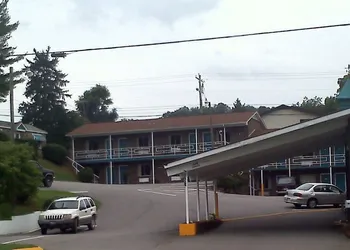 Sapphire Inn hotel thumbnail 3