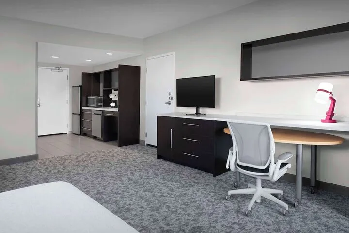 Home2 Suites by Hilton Greensboro Airport, NC hotel detail image 6