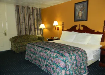 Fairfax Motel hotel thumbnail 7
