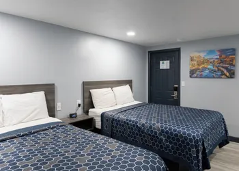 Hillsboro Inn & Suites hotel thumbnail 7