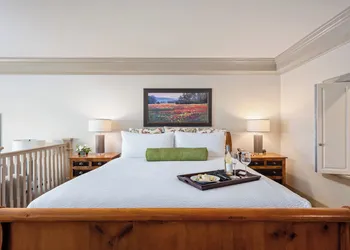 Hotel Bellwether hotel thumbnail 5
