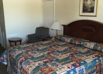 Park Hill Inn and Suites hotel thumbnail 4