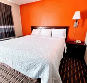 Relax Inn Henryetta hotel detail image 7