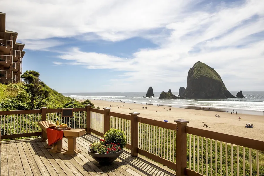 Hallmark Resort - Cannon Beach hotel detail image 2