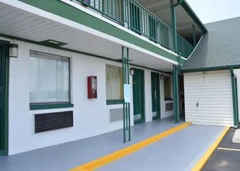 Travel Inn hotel thumbnail 4