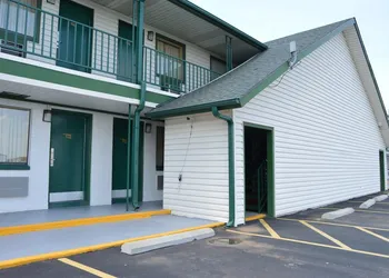 Travel Inn hotel thumbnail 5