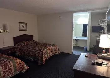 Crystal Motel hotel thumbnail 4