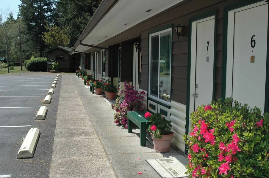 Park Motel and Cabins hotel detail image 6