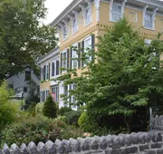 E J Bowman House Bed & Breakfast hotel detail image 3