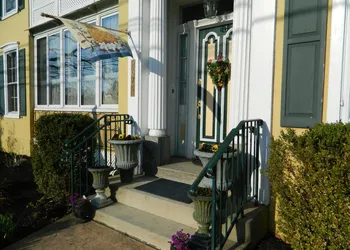 E J Bowman House Bed & Breakfast hotel thumbnail 4
